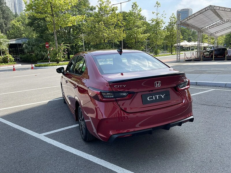 o7g9ufg-2448929j31185